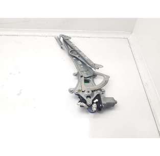 ELEVALUNAS TRASERO DERECHO...