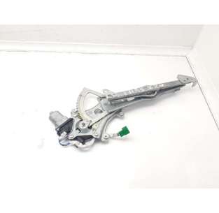 ELEVALUNAS TRASERO...