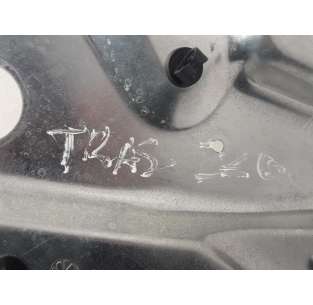 ELEVALUNAS TRASERO... 2