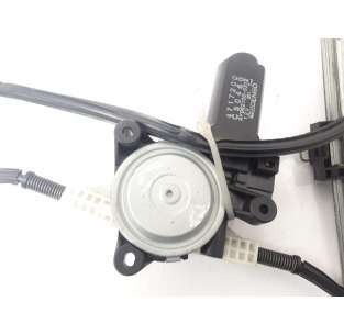 ELEVALUNAS DELANTERO... 2