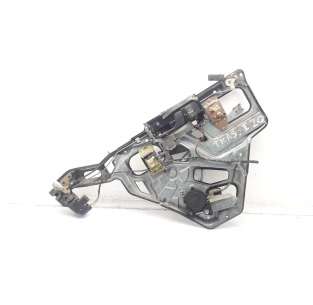 ELEVALUNAS TRASERO...