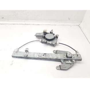 ELEVALUNAS TRASERO...