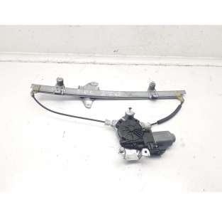 ELEVALUNAS DELANTERO...