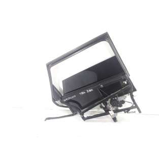 ELEVALUNAS TRASERO...