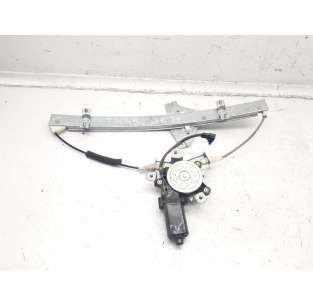 ELEVALUNAS TRASERO DERECHO...