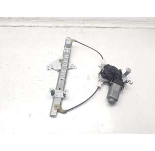 ELEVALUNAS TRASERO DERECHO...