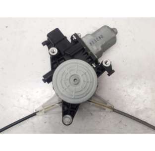 ELEVALUNAS DELANTERO... 2