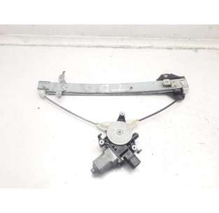 ELEVALUNAS TRASERO DERECHO...