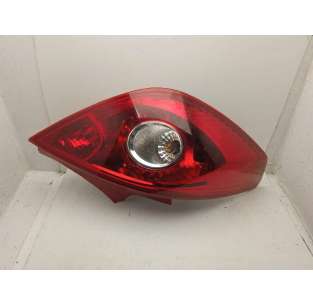 PILOTO TRASERO IZQUIERDO...