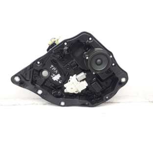 ELEVALUNAS TRASERO...