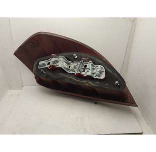 PILOTO TRASERO IZQUIERDO... 2