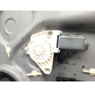 ELEVALUNAS TRASERO DERECHO... 2