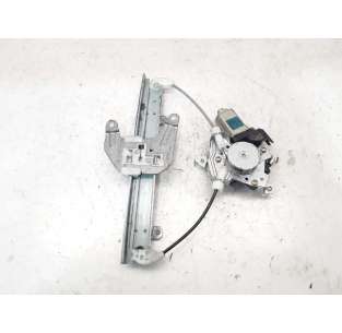 ELEVALUNAS TRASERO DERECHO...