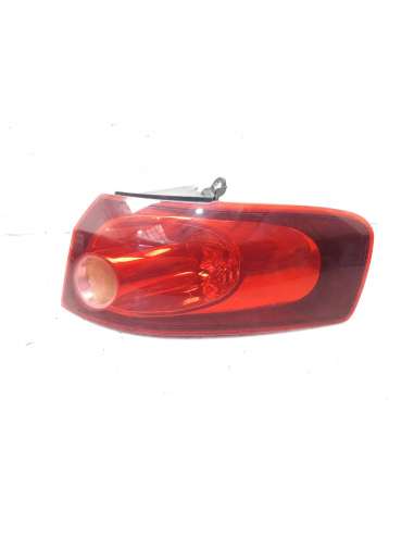 PILOTO TRASERO DERECHO FIAT CROMA...