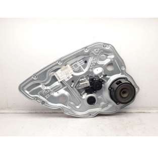 ELEVALUNAS TRASERO...