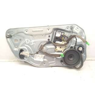 ELEVALUNAS DELANTERO...