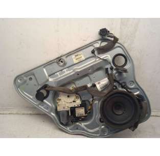 ELEVALUNAS TRASERO...