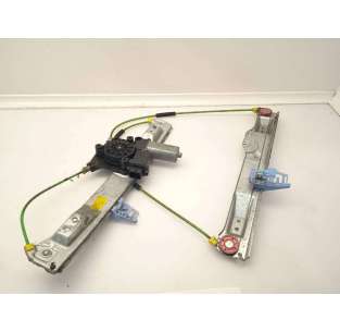 ELEVALUNAS DELANTERO...