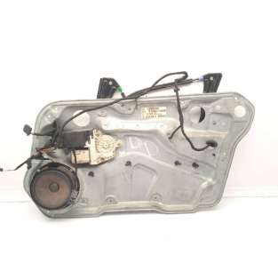 ELEVALUNAS DELANTERO...