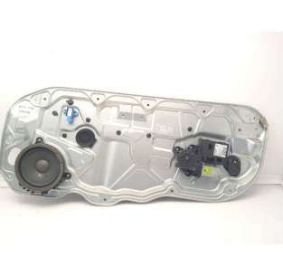 ELEVALUNAS DELANTERO...