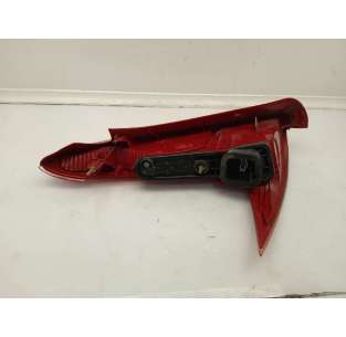 PILOTO TRASERO DERECHO... 2