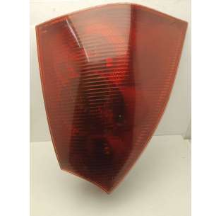 PILOTO TRASERO IZQUIERDO...