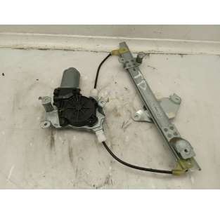 ELEVALUNAS TRASERO DERECHO...