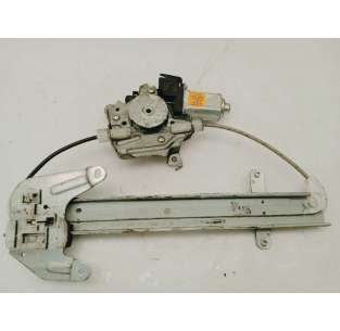 ELEVALUNAS TRASERO...