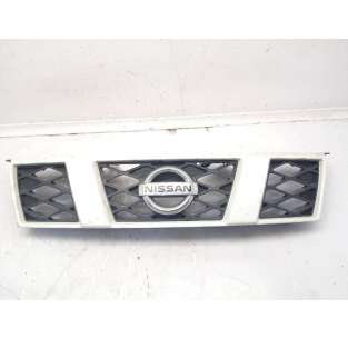 REJILLA DELANTERA NISSAN...