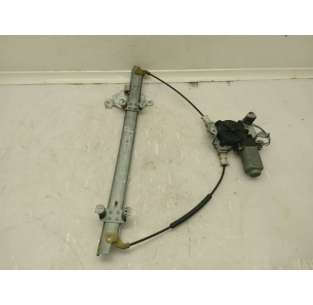 ELEVALUNAS DELANTERO...