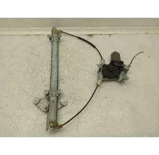 ELEVALUNAS DELANTERO...