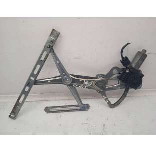 ELEVALUNAS DELANTERO...