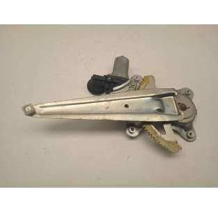 ELEVALUNAS TRASERO DERECHO...