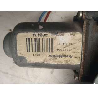 ELEVALUNAS DELANTERO... 2