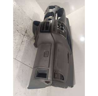 SALPICADERO MERCEDES-BENZ... 2