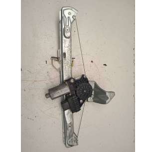 ELEVALUNAS TRASERO...