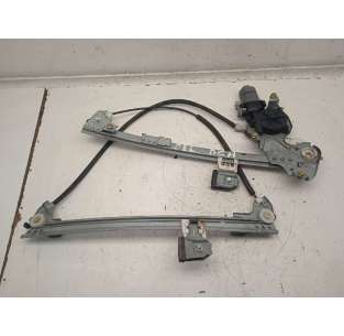 ELEVALUNAS DELANTERO...