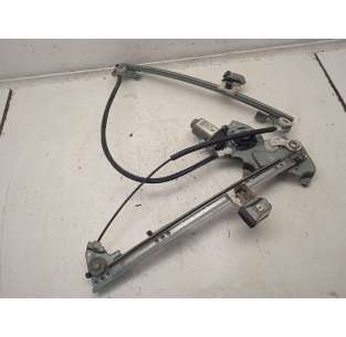 ELEVALUNAS DELANTERO...