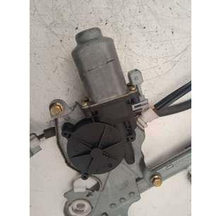 ELEVALUNAS DELANTERO... 2