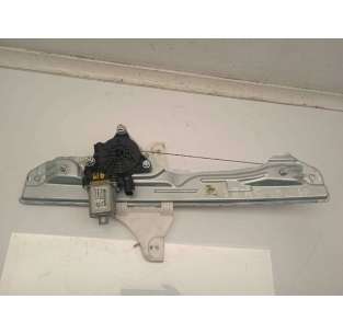 ELEVALUNAS TRASERO DERECHO...