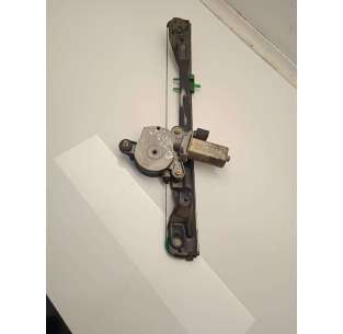 ELEVALUNAS DELANTERO...