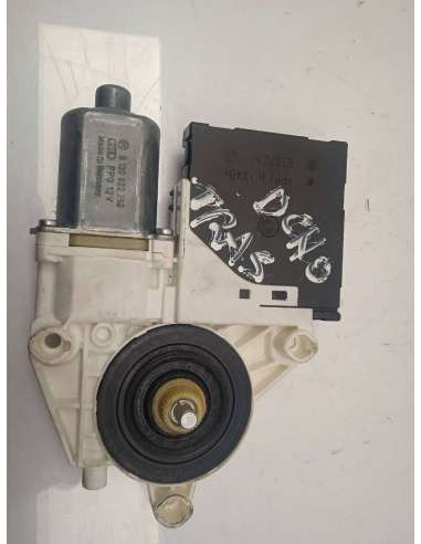 MOTOR ELEVALUNAS TRASERO DERECHO AUDI...