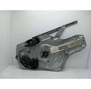 ELEVALUNAS DELANTERO...