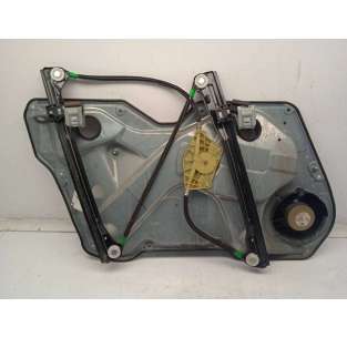 ELEVALUNAS DELANTERO...