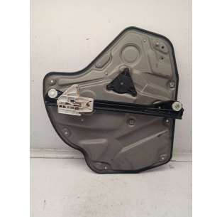 ELEVALUNAS TRASERO...