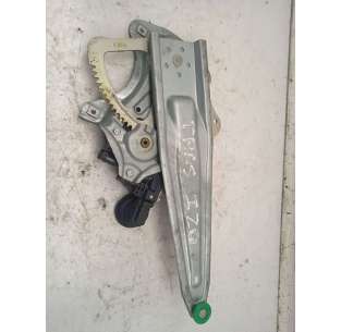 ELEVALUNAS TRASERO... 2