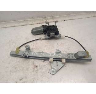 ELEVALUNAS TRASERO...