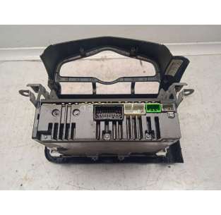 SISTEMA AUDIO / RADIO CD... 2