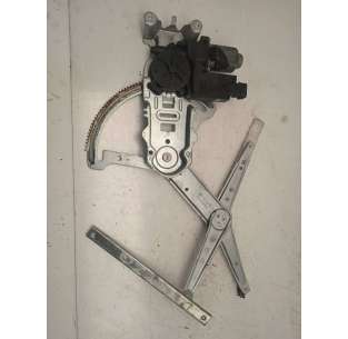 ELEVALUNAS DELANTERO...