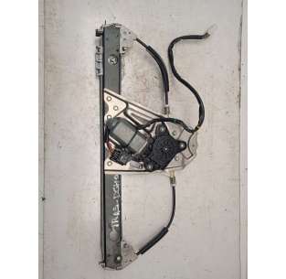 ELEVALUNAS TRASERO DERECHO...